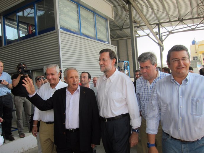Arenas, Rajoy, Fernández De Moya, Sanz Y El Presidente De Cooperativa San Juan.