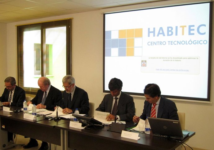 El Consejero De Economía Firma Convenios Con Centros Tecnológicos