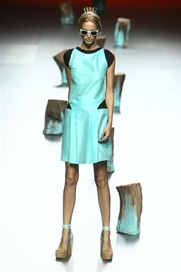 Modelo De Devota & Lomba En Cibeles