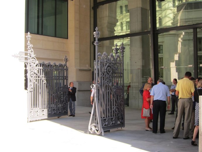 Cancela Del Palacio De Cibeles