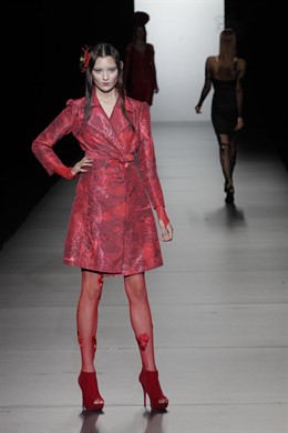 Modelo De Elisa Palomino En Cibeles