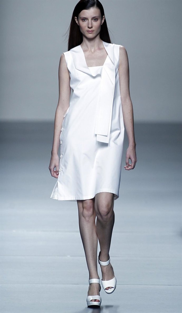 Modelo De Lemoniez En Cibeles