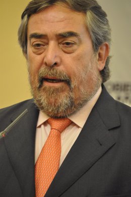 Juan Alberto Belloch.