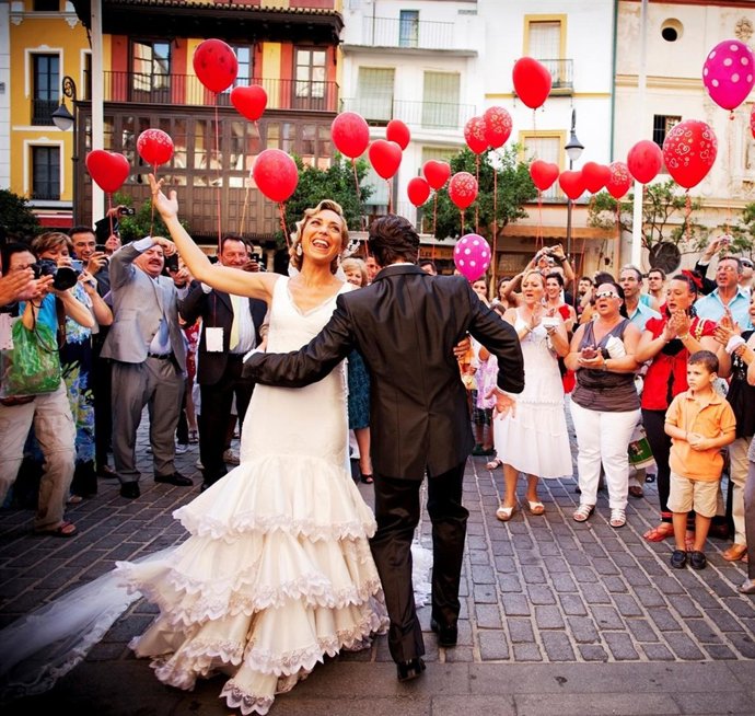 Imagen de unos novios