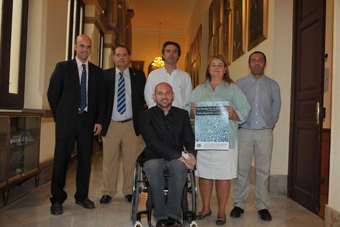 Los Asistentes A La Presentación Del Programa De Actividades