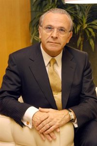 Isidro Fainé invierte 750.870 euros en acciones de Telefónica