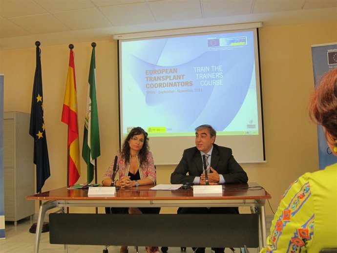 María Jesús Montero Y José Martínez Olmos