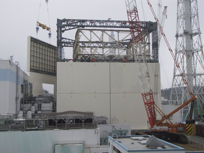 Uno De Los Reactores De La Central Nuclear Japonesa De Fukushima