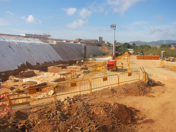 Ruinas Romanas En Las Obras De La Sagrera