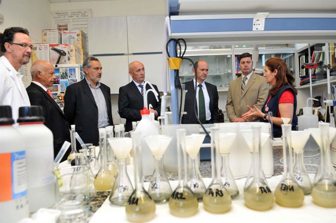 Samuel Juárez Visita El Centro Fitopatolóxico