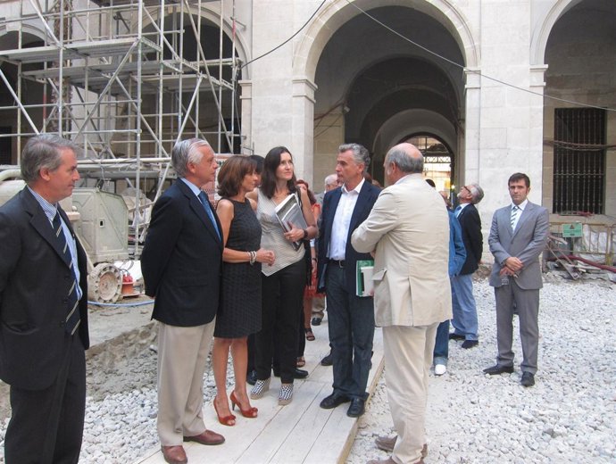 La Ministra De Cultura Ángeles González Sinde En Málaga