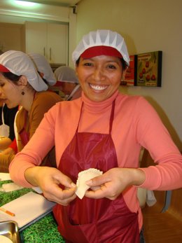 Inmigrante Residente En Murcia En Un Taller Formativo