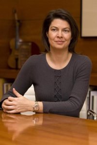 Figar dice que "bajo ningún concepto" se va a cobrar por la Educación en Madrid