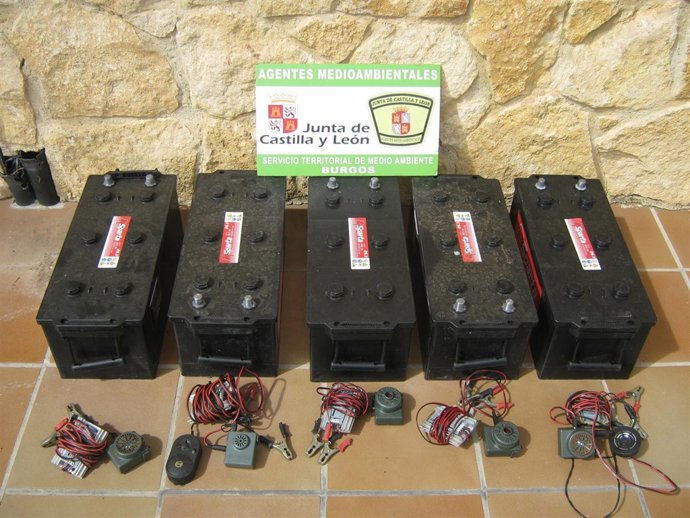 Dispositivos Electrónicos Prohibidos Utilizados Para La Caza.