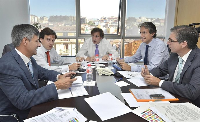 Reunión Del Consejero Y El Alcalde