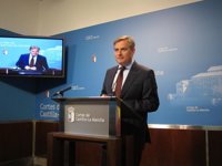 El PP pide a los docentes "esfuerzo y sacrificio" porque los ajustes son necesarios para garantizar la educación