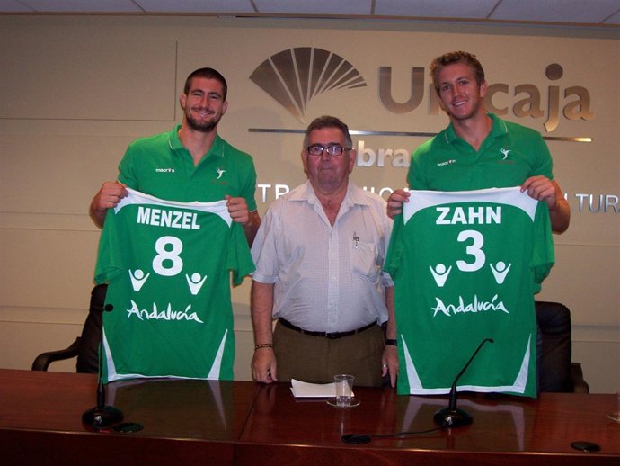 Jeffrey Menzel Y Austin Zahn, Unicaja Almería Voleibol 