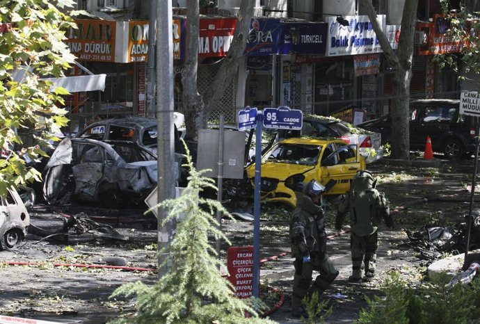 Atentado En Ankara (Turquía)