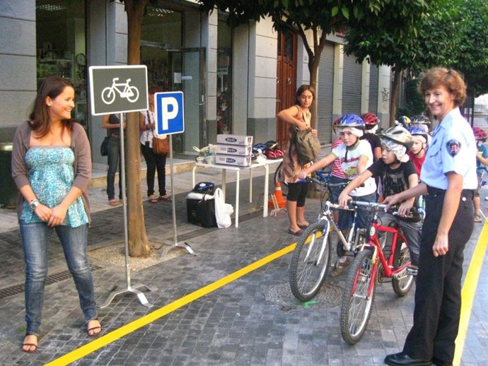 Sánchez Con Los Niños