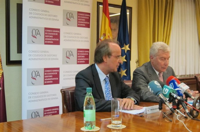 Gestores Administrativos 