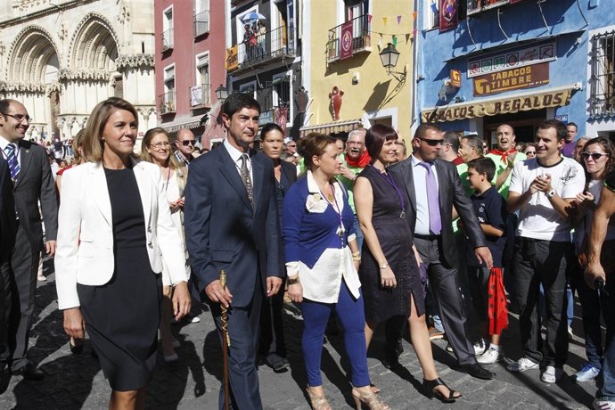 Cospedal En El Desfile De Las Fiestas De Cuenca