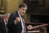 Gómez dice al PP que el paro juvenil no se solucionará con un cambio de Gobierno