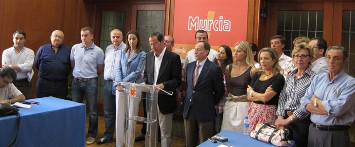 Cámara Y Sus 18 Ediles