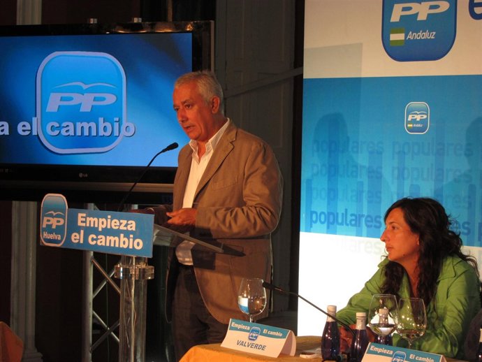 El Presidente Del PP-A, Javier Arenas, Durante Su Intervención.
