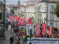 (AMP) Miles de profesores secundan la segunda manifestación contra los "recortes" y la ampliación del horario lectivo