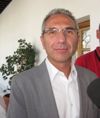 PSOE-A advierte a los andaluces de que Arenas "bendice" los "recortes" del PP porque son "su hoja de ruta"