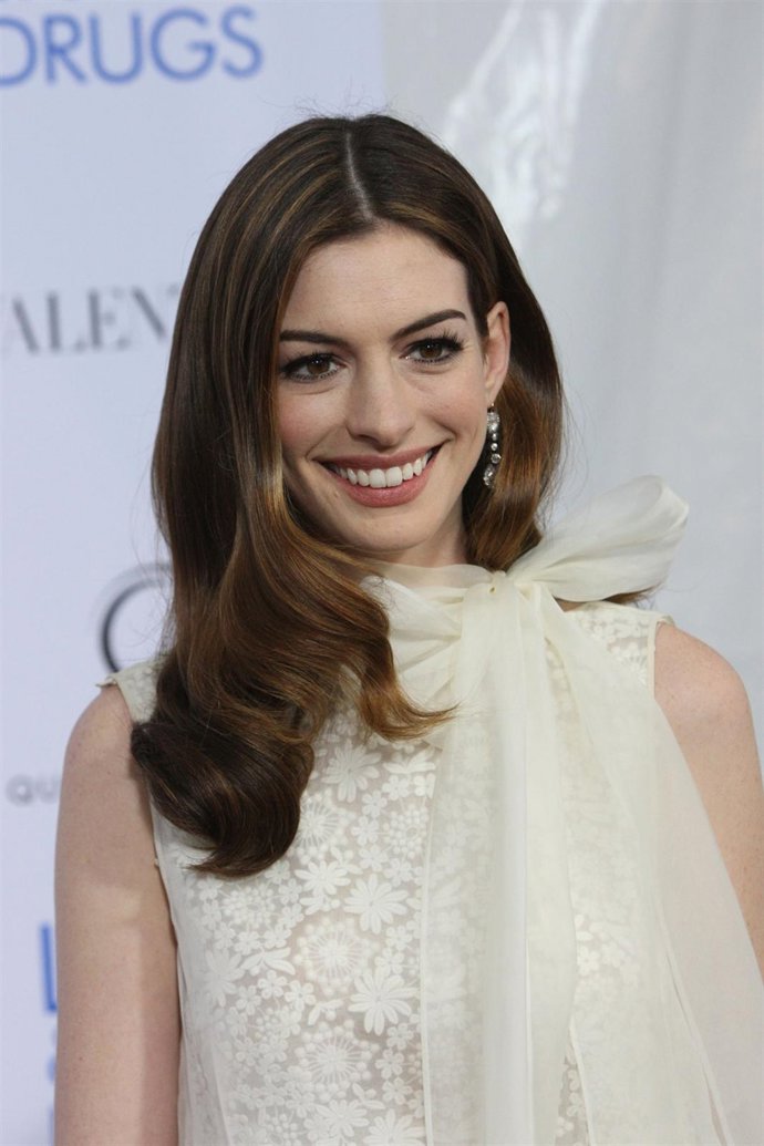 Anne Hathaway 