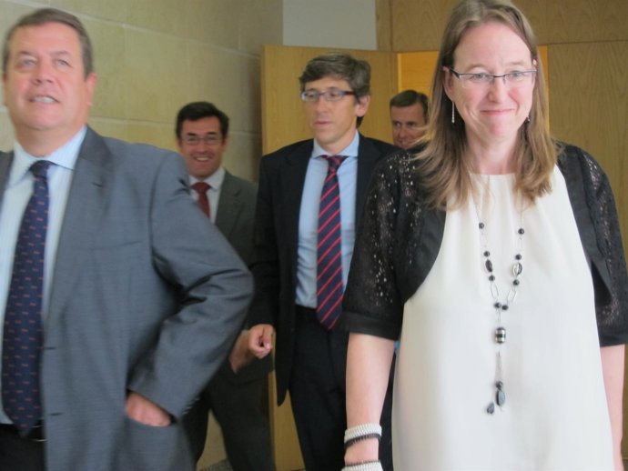 Comisión Poder Judicial-Gobierno De Cantabria