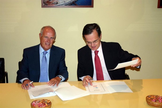 Firma Del Convenio Entre Iberaval Y Cepsa