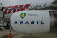 Chile da 'luz verde' a la fusión de LAN y TAM, pero impone medidas a ambas aerolíneas