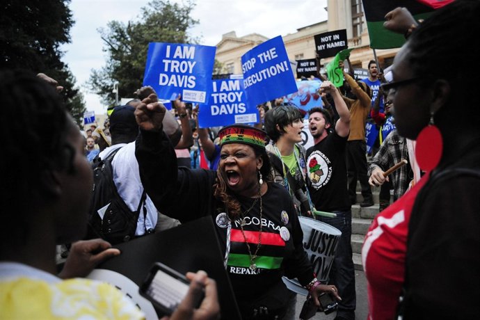 Manifestación Contra La Ejecución De Troy Davis En EEUU