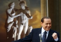 Berlusconi seguirá adelante hasta que tenga "la mayoría del Parlamento"