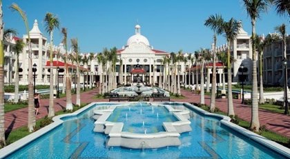 Riu Palace Riviera Maya Galardonado Por Mejor Personal Y Servicio En Mexico