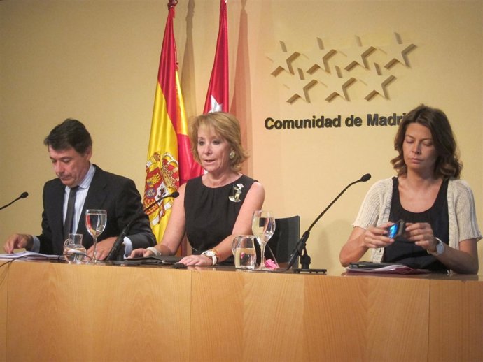 González, Aguirre Y Figar En Rueda De Prensa