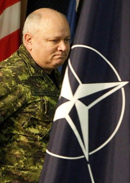 Comandante De La Operación Protector Unificado En Libia,General Charles Bouchar