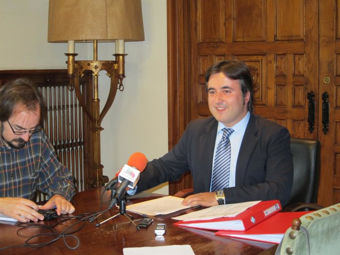 El Alcalde De Camargo, Diego Movellán