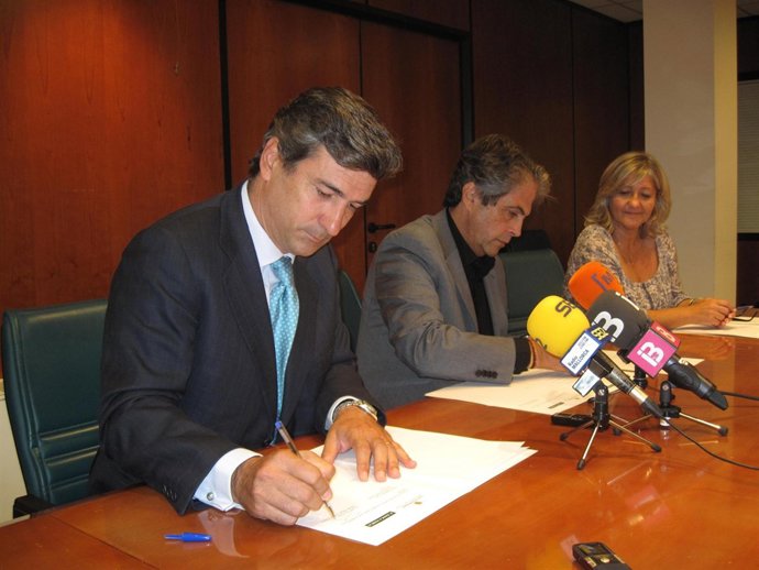 José Nieto De La Cierva Y Rafael Bosch