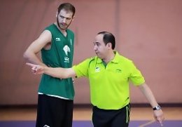 Luka Zoric Mira Como Chus Mateo Le Da Indicaciones