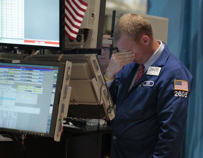 Nuevo Día Negro Para La Bolsa De Nueva York, Wall Street, Dow Jones