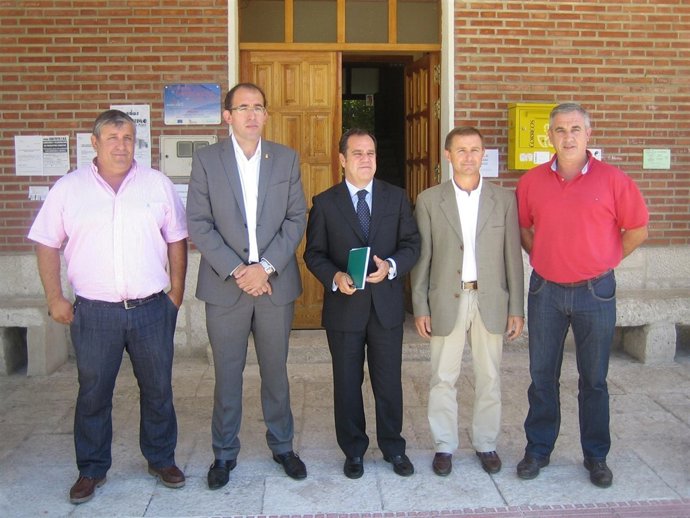 Pablo Trillo Con Los Alcaldes De Mojados, Alcazarén, Pedrajas Y Mejeces