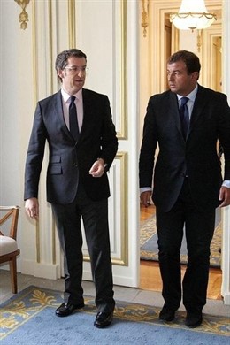 Alberto Núñez Feijóo Y Javier Guerra