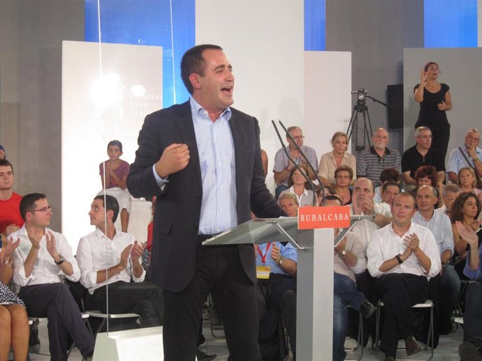 Alarte Interviene En Un Mitin En El Cabanyal (Valencia).