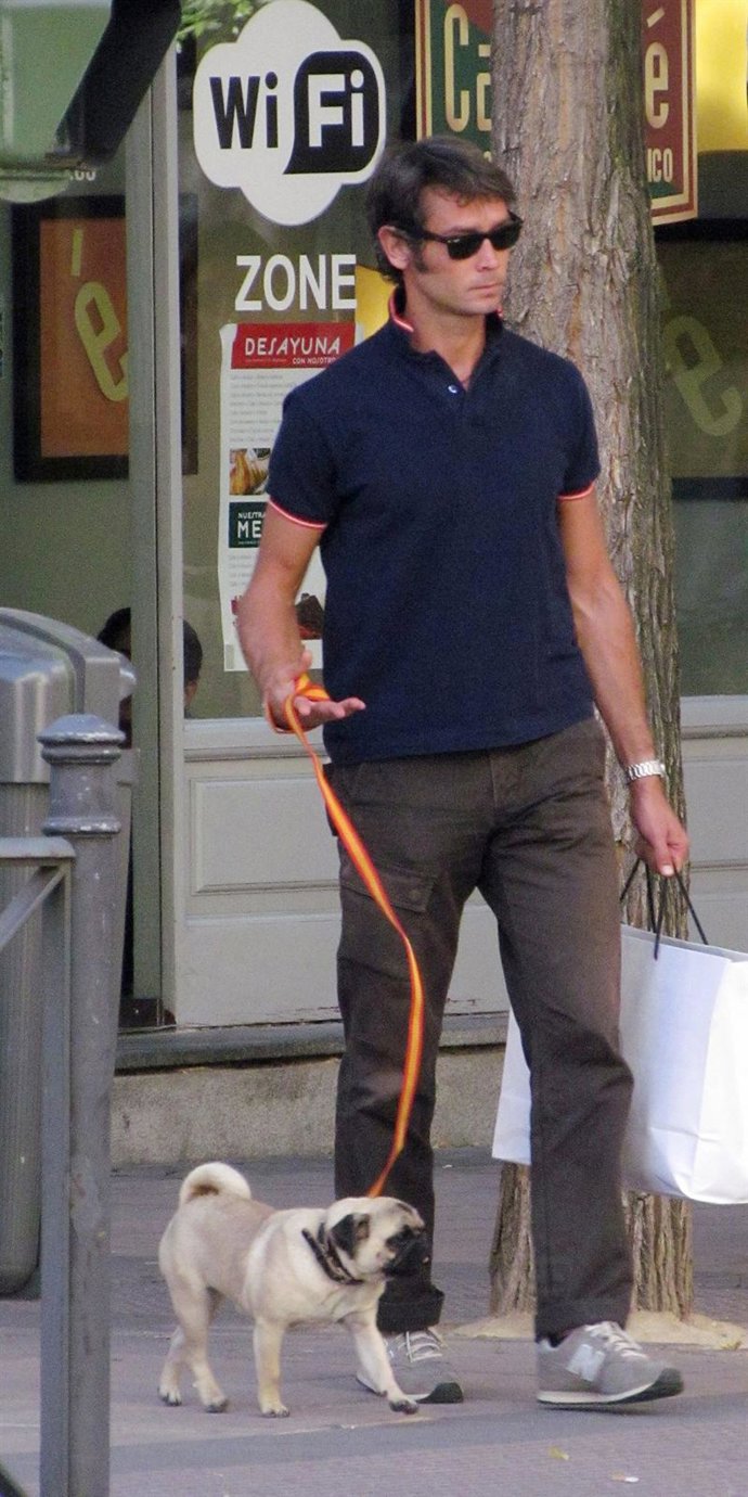 Sebastián Palomo Danko Paseando Al Perro 