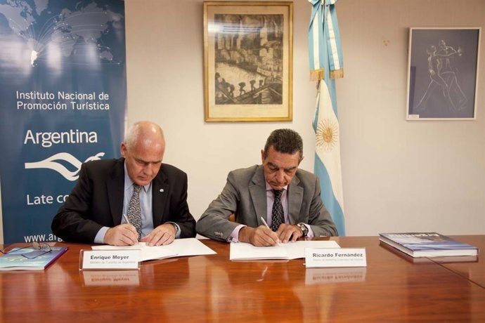 Firma Convenio Meyer