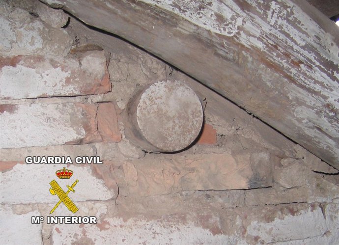 Proyectil De La Guerra Civil Desactivo En Cogollos Vega