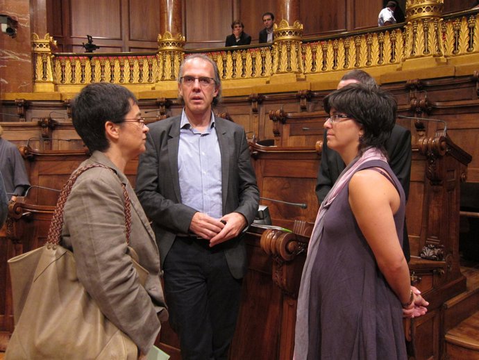 Ricard Gomà (ICV-Euia) Con Parte De Su Grupo Municipal